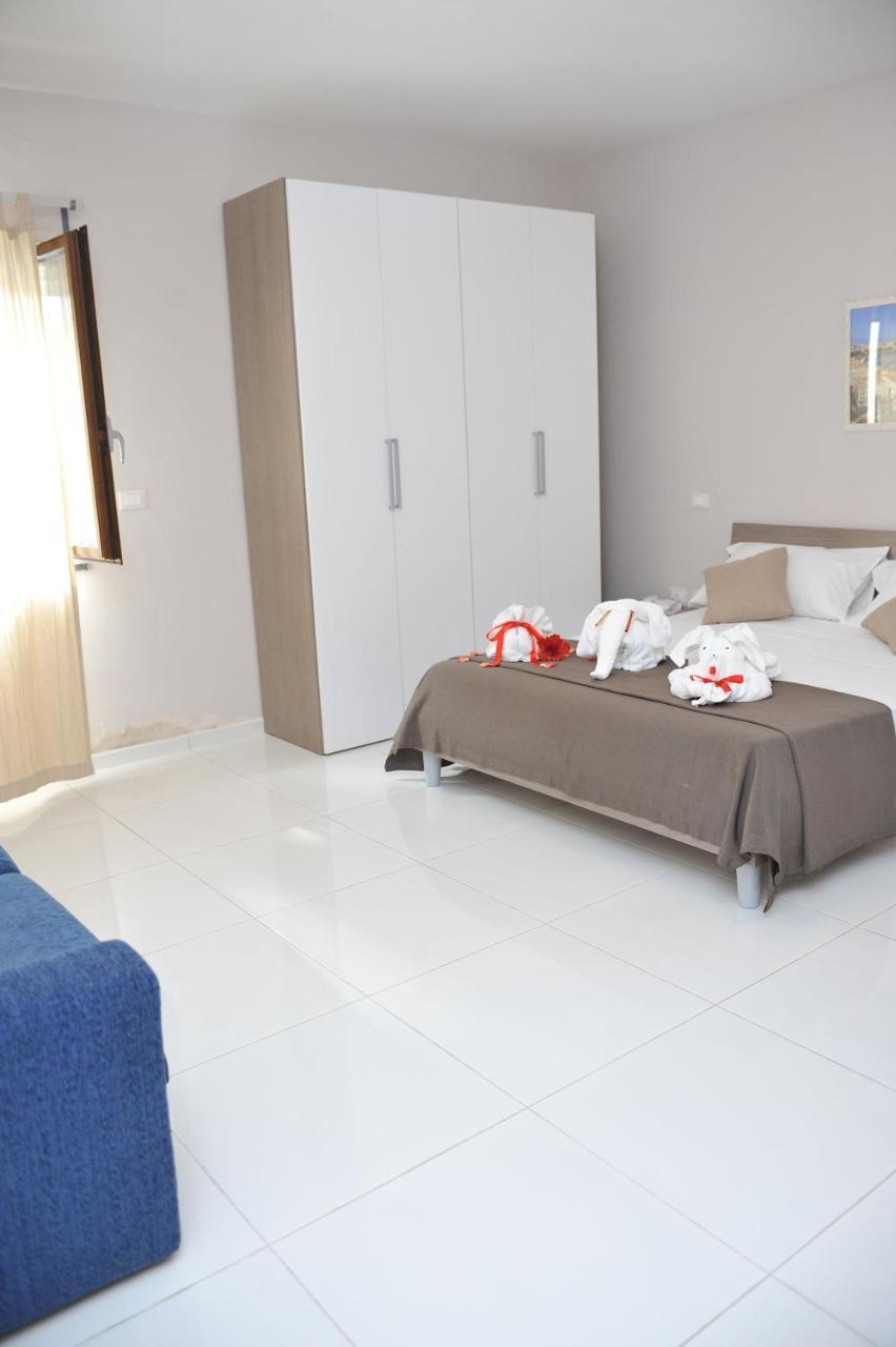 Hotel Il Cavaliere ซาร์โน ภายนอก รูปภาพ