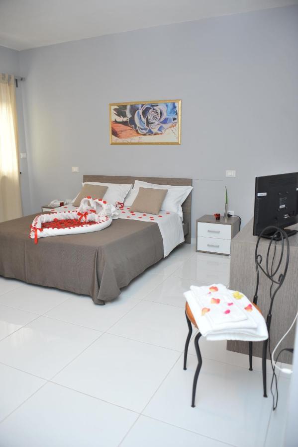 Hotel Il Cavaliere ซาร์โน ภายนอก รูปภาพ
